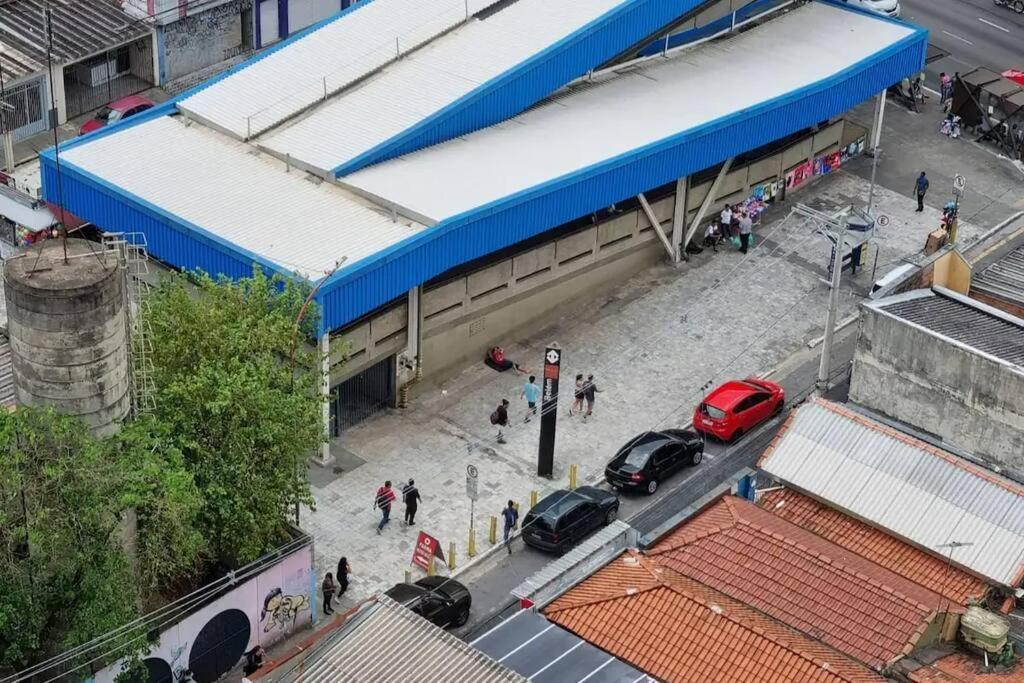 Apto Ao Lado Da Estacao De Metro Ap08 Apartamento *
