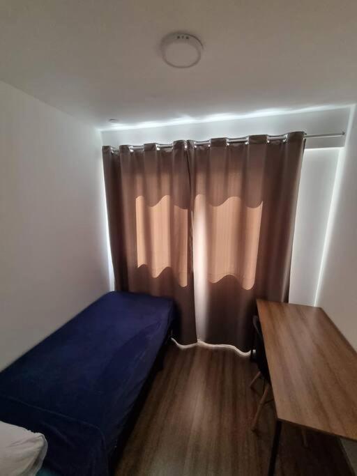Apartamento Apto Ao Lado Da Estacao De Metro Ap08