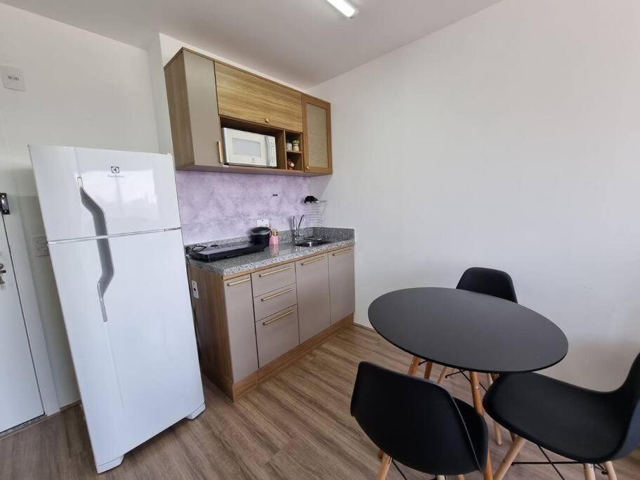 Apto Ao Lado Da Estacao De Metro Ap08 Apartamento